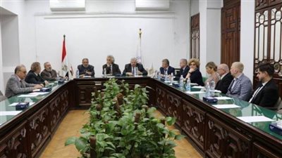 وفد روسي شعبي يبحث مع نقابة الأطباء التعاون العلمي ونقل الخبرات