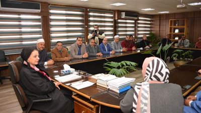 رئيس جامعة أسيوط تستقبل وفدا موسعا من الأزهر الشريف في مستهل زيارتهم للجامعة