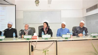 ندوة بجامعة أسيوط بالتعاون مع مجمع البحوث الإسلامية عن 