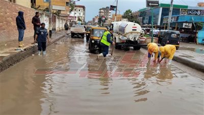 رفع المياه بـ 12 مدينة لتعرضهم لهطول أمطار بكفر الشيخ