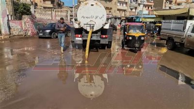 محافظ كفر الشيخ يشكر عمال النظافة والسائقين لمواجهتهم حالة الطقس السيئ 