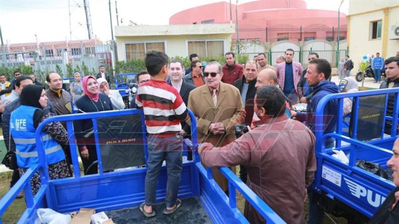 محافظ كفرالشيخ خلال