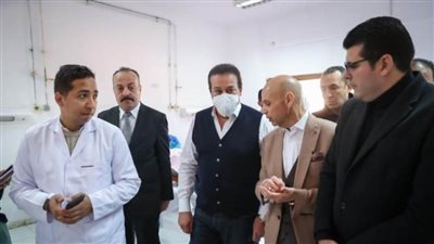 وزير الصحة يتفقد مستشفى الحسينية المركزي ويوجه برفع كفاءة غرف الإقامة الداخلية