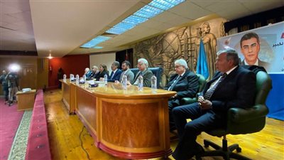 كبار الكتاب يشاركون في إحياء الذكرى الأولى للراحل ياسر رزق 