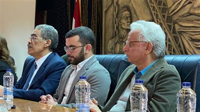 السناوي: نقابة الصحفيين لا تستقبل عزاء ولكنه حفل تكريم لـ