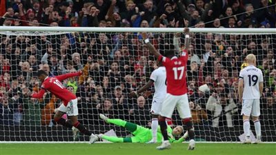 مانشستر يونايتد يتفوق على كريستال بالاس 1/2 في البريميرليج