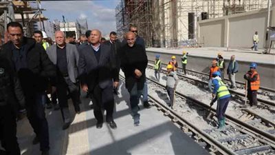 وزير النقل يتابع التقدم في معدلات تنفيذ وتشطيب محطة سكك حديد صعيد مصر