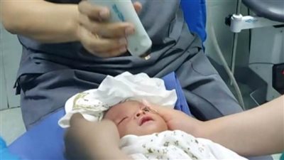 المستشفيات التعليمية تدشن أول وحدة فحص للاعتلال الشبكي للمبتسرين بسوهاج التعليمي