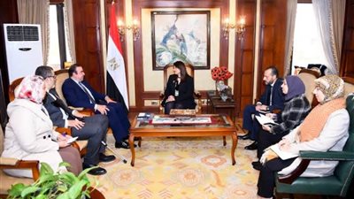 وزيرة الهجرة: المستثمرون المصريون بالخارج بحاجة لكيان استثماري شامل