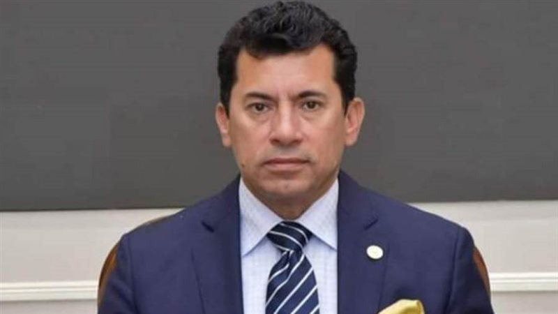 وزير الشباب والرياضة