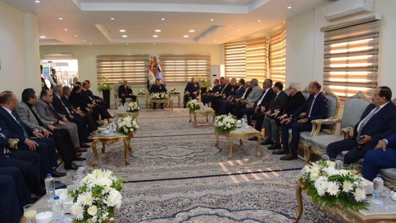 زيارة وفد برلمانى