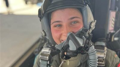تخرج أول امرأة لبنانية تقود طائرة عسكرية هجومية بالجيش اللبناني
