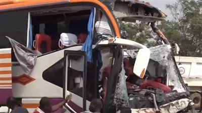 الصحة: إصابة 47 راكبا فى حادث انقلاب أتوبيس بطريق عيون موسى
