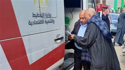 حل مشاكل مزارعي القرى وتسريع العمل بملف التصالح ببني سويف