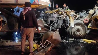 مصرع 3 أشخاص في حادث تصادم شاحنتين بالدقهلية 