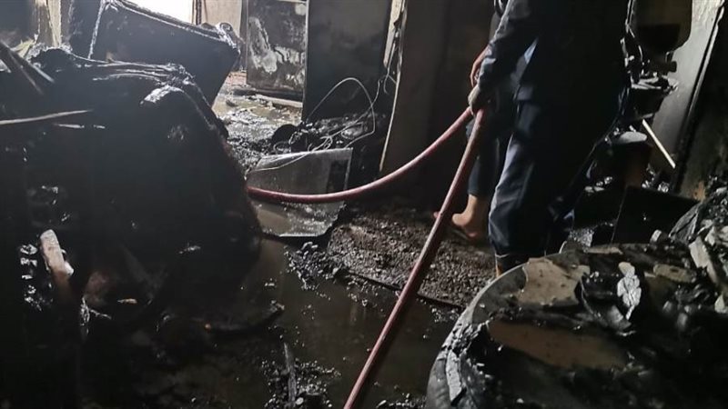 جانب من الحريق