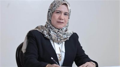 النائبة رقية الهلالي تشيد بافتتاح الرئيس السيسي مجمع الصناعات الغذائية 