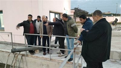 رئيس شركة مياه البحيرة يتفقد أعمال صيانة خط طرد محطة دمنهور