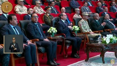 عاجل.. الرئيس السيسي يصل إلى مدينة الصناعات الغذائية 