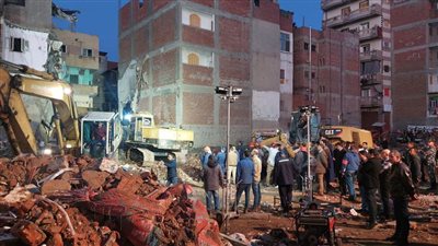 عاجل| 5 وفيات و24 مصابًا بحادث انهيار منزل دمنهور