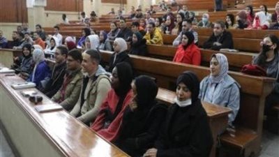 انتظام الدراسة بجامعات القاهرة وعين شمس وحلوان مع أول أيام الفصل الدراسي الثاني