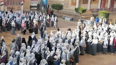 انتظام الدراسة بالفصل الدراسي الثاني بجميع مدارس الجمهورية