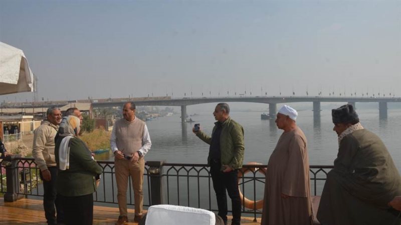 تسيير باخرة ببني