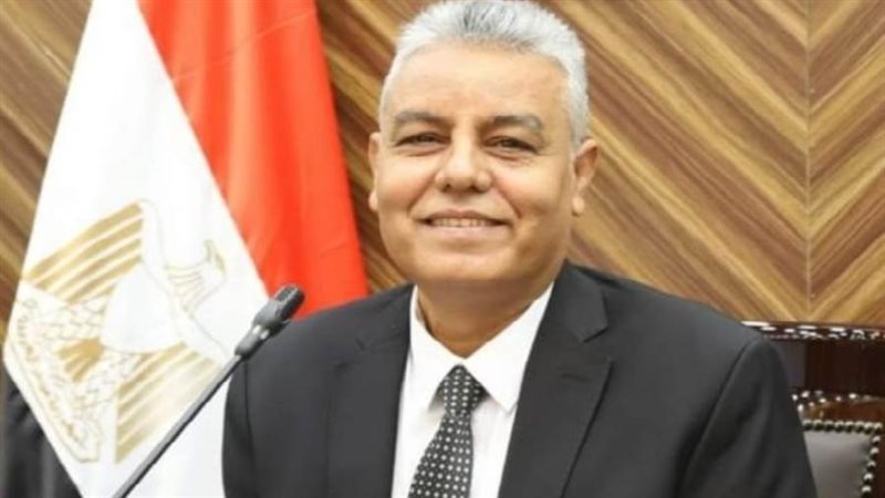 رئيس الجامعة جنوب