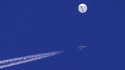 اتصالات بين واشنطن وبكين بشأن 