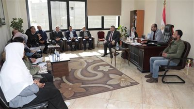 سكرتير بني سويف يتابع أعمال مرافق البنية التحتية بمنطقة بياض العرب الصناعية