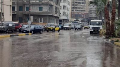 أمطار غزيرة تشهدها الإسكندرية مع موجة صقيع 