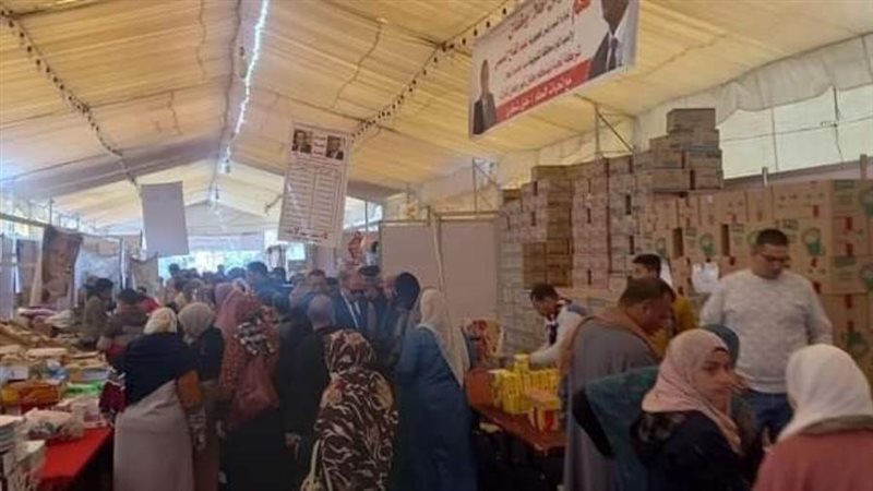 إقبال على المعارض