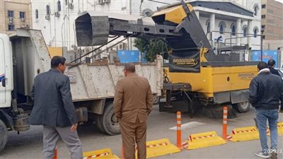 تنفيذ حملات للنظافة والتجميل ورصف شارع بورسعيد بالمنيا