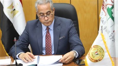 وزير القوى العاملة يوجه بصرف إعانات لضحايا حادث مروري بالبحيرة