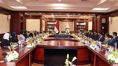 النائبُ العامُّ يلتقي بوفدٍ رفيعِ المستوى من أعضاءِ هيئةِ الإدعاءِ بسلطنةِ عمانَ