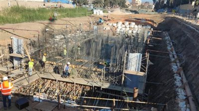 سويلم يتابع الموقف التنفيذي لمشروع مجموعة قناطر ديروط الجديدة