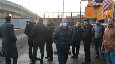 محافظ القليوبية يشكل لجنة لفحص واقعة سقوط كوبري مشاة بالطريق الزراعي 