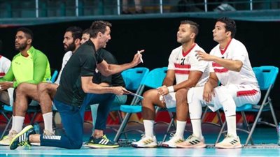 الزمالك يفوز على سموحة 27-26 بعد مباراة مثيرة بدوري المحترفين لكرة اليد