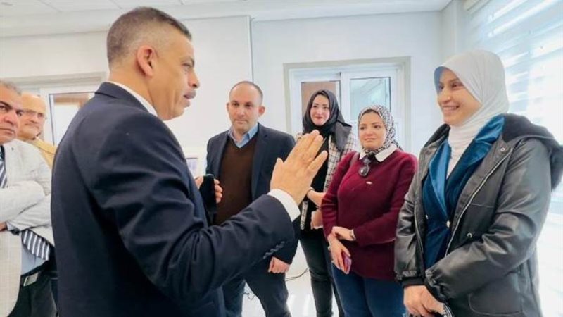 زيارة وفد من الصحة