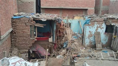 إصابة سيدتين وطفلين في انهيار منزل قديم بطوخ.. 