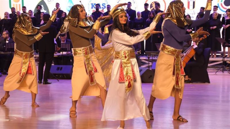 حفل افتتاح مبهر لبطولة