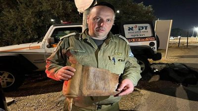 عاجل| فضيحة..فريق الإنقاذ الإسرائيلي يسرق وثائق تاريخية من ضحايا زلزال تركيا (صور)