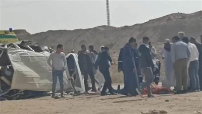 مصرع شخصين وإصابة 12 على الطريق الصحراوي ببني سويف