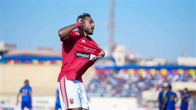 الأهلى يتقدم على أسوان بثلاثية في الشوط الأول