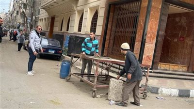 حملة لإزالة الإشغالات من شوارع مدينة المنصورة 