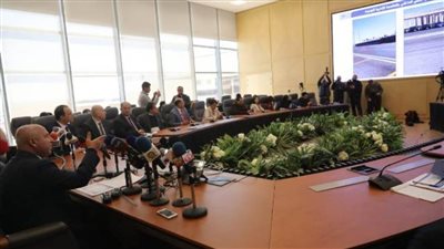 وزير النقل: 48 مسار نقل جماعي لربط القاهرة الكبرى بالعاصمة الإدارية الجديدة بإجمالى 369 أتوبيسًا 