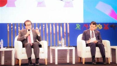 وزير الصحة: نعمل مع «الشباب والرياضة» لوضع خطط توفير خدمات رعاية صحية متطورة