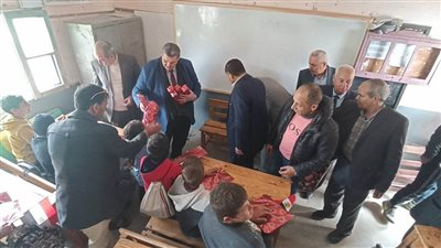 اجتماع مجلس أمناء وآباء المحافظة بالشيخ زويد 