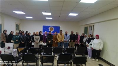 دورة تدريبية مجانية حول البيع عبر الإنترنت يعلنها حزب الشعب الجمهوري بالوادي الجديد