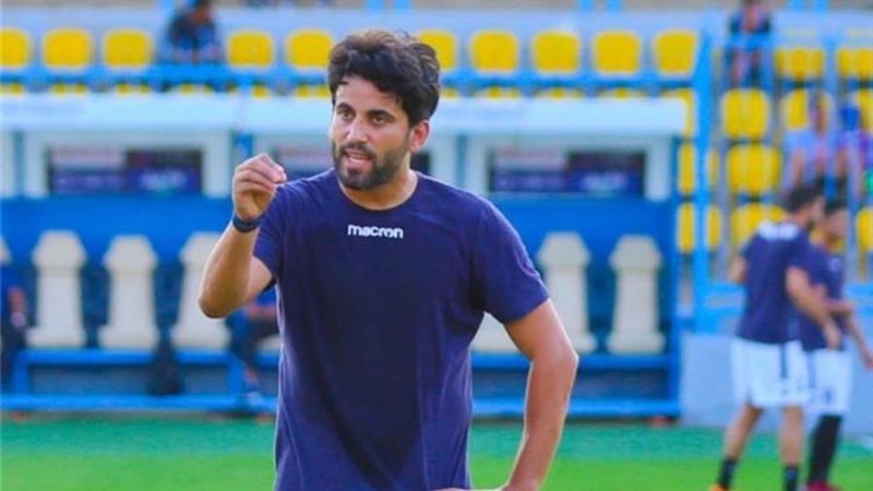 المدرب العام لفريق